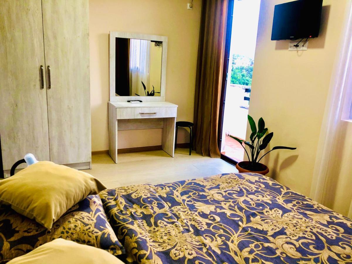 Holiday House Green Cape Batumi Ξενοδοχείο Mtsvane Konts'khi Εξωτερικό φωτογραφία
