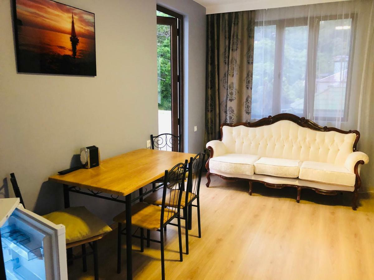 Holiday House Green Cape Batumi Ξενοδοχείο Mtsvane Konts'khi Εξωτερικό φωτογραφία